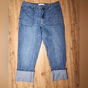 C. 1946 Denim Women’s Size 16 Mid-Rise Wide Cuff Crop Jeans – 27” Inseam